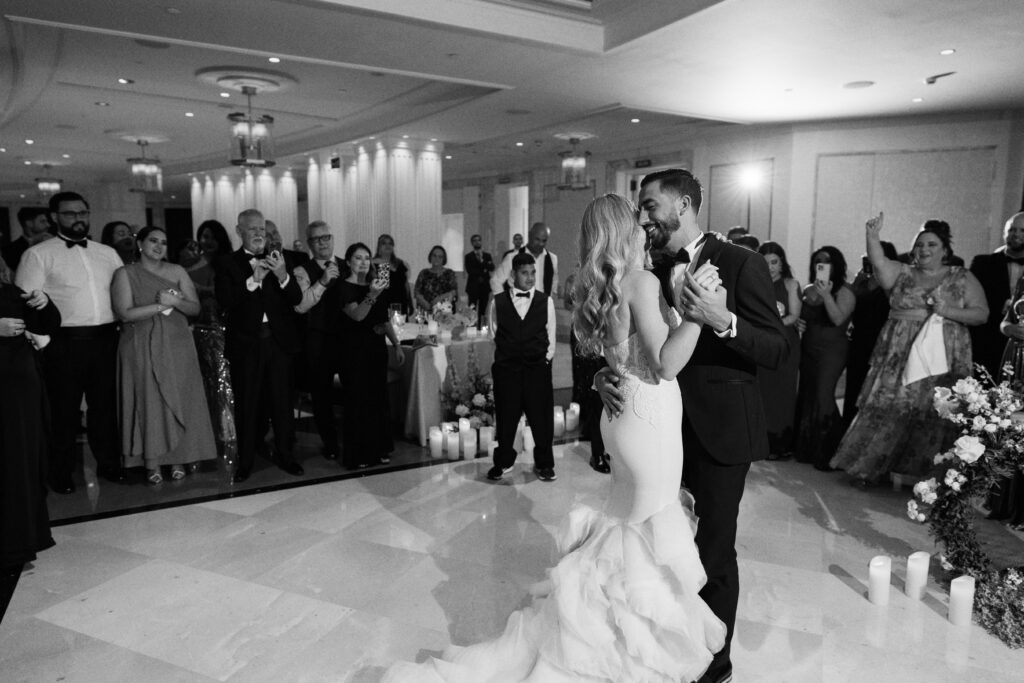 First dance at the Four Seasons Hotel, Madrid, one of the best wedding venues in Spain. 